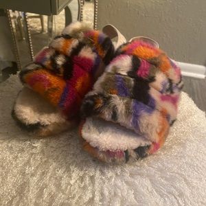 COPY - Ugg Fluff Yeah Slide Motlee Graffiti